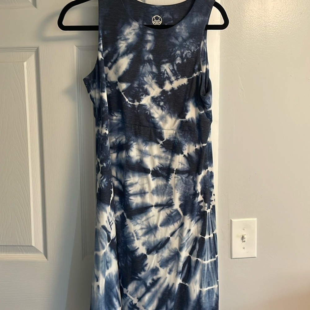 Te Verde athletic tie dye dress size M